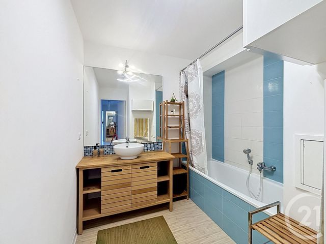 Appartement F3 à vendre - 3 pièces - 67.41 m2 - PUGET SUR ARGENS - 83 - PROVENCE-ALPES-COTE-D-AZUR - Century 21 Sud Habitat