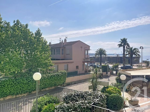 Appartement F2 à vendre - 2 pièces - 38.93 m2 - FREJUS - 83 - PROVENCE-ALPES-COTE-D-AZUR - Century 21 Sud Habitat