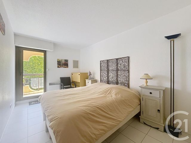 Appartement F2 à vendre - 2 pièces - 38.93 m2 - FREJUS - 83 - PROVENCE-ALPES-COTE-D-AZUR - Century 21 Sud Habitat