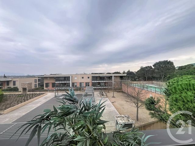 Appartement F3 à vendre - 3 pièces - 58.11 m2 - ROQUEBRUNE SUR ARGENS - 83 - PROVENCE-ALPES-COTE-D-AZUR - Century 21 Sud Habitat