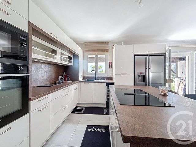 maison à vendre - 5 pièces - 96.6 m2 - ROQUEBRUNE SUR ARGENS - 83 - PROVENCE-ALPES-COTE-D-AZUR - Century 21 Sud Habitat