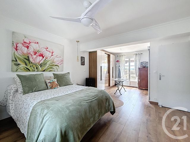 maison à vendre - 5 pièces - 96.6 m2 - ROQUEBRUNE SUR ARGENS - 83 - PROVENCE-ALPES-COTE-D-AZUR - Century 21 Sud Habitat