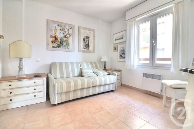 Appartement F3 à vendre - 3 pièces - 69.64 m2 - FREJUS - 83 - PROVENCE-ALPES-COTE-D-AZUR - Century 21 Sud Habitat