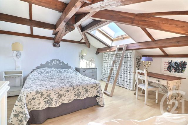 Appartement F3 à vendre - 3 pièces - 69.64 m2 - FREJUS - 83 - PROVENCE-ALPES-COTE-D-AZUR - Century 21 Sud Habitat