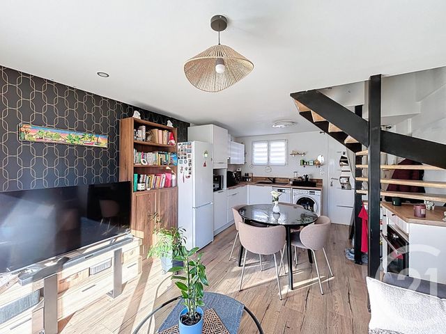 Appartement F2 à vendre - 2 pièces - 37.63 m2 - PUGET SUR ARGENS - 83 - PROVENCE-ALPES-COTE-D-AZUR - Century 21 Sud Habitat