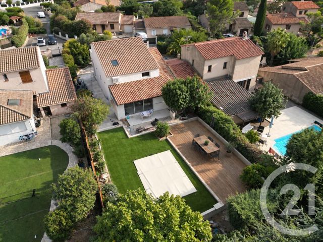 maison à vendre - 5 pièces - 135.45 m2 - ST RAPHAEL - 83 - PROVENCE-ALPES-COTE-D-AZUR - Century 21 Sud Habitat