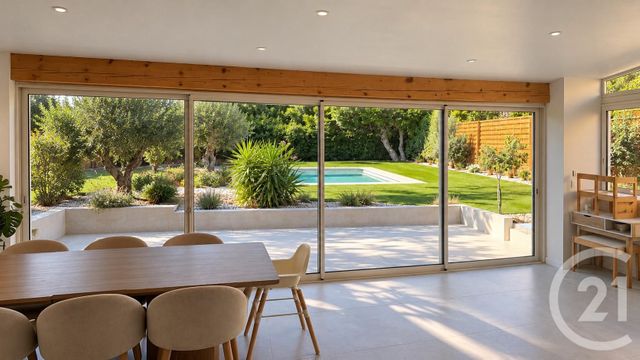 maison à vendre - 5 pièces - 135.45 m2 - ST RAPHAEL - 83 - PROVENCE-ALPES-COTE-D-AZUR - Century 21 Sud Habitat