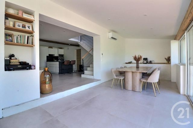 maison à vendre - 5 pièces - 135.45 m2 - ST RAPHAEL - 83 - PROVENCE-ALPES-COTE-D-AZUR - Century 21 Sud Habitat