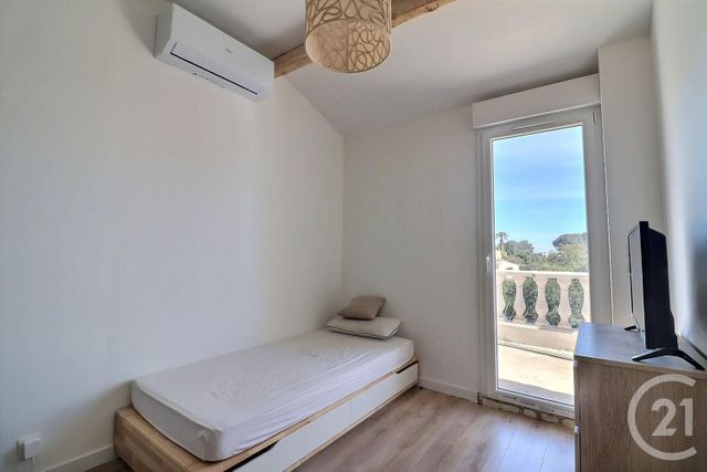 maison à vendre - 5 pièces - 135.45 m2 - ST RAPHAEL - 83 - PROVENCE-ALPES-COTE-D-AZUR - Century 21 Sud Habitat
