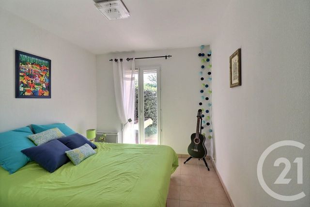 Appartement T3 à vendre - 3 pièces - 68.81 m2 - FREJUS - 83 - PROVENCE-ALPES-COTE-D-AZUR - Century 21 Sud Habitat