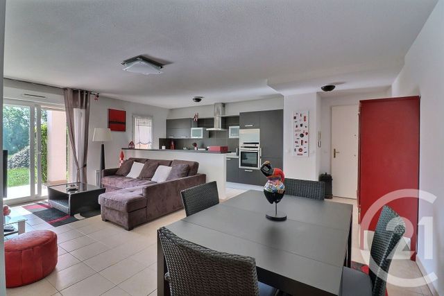 Appartement T3 à vendre - 3 pièces - 68.81 m2 - FREJUS - 83 - PROVENCE-ALPES-COTE-D-AZUR - Century 21 Sud Habitat