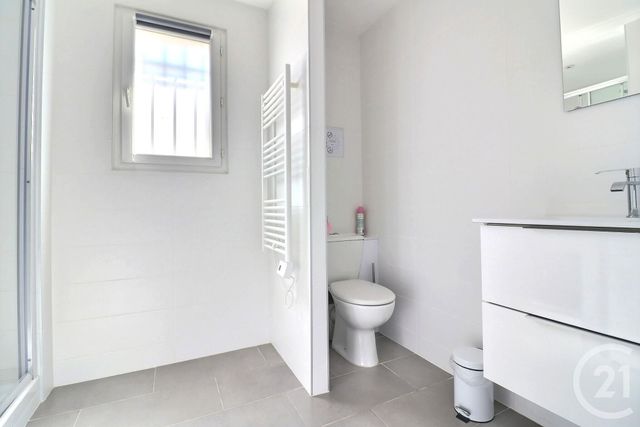 maison à vendre - 6 pièces - 201.54 m2 - FREJUS - 83 - PROVENCE-ALPES-COTE-D-AZUR - Century 21 Sud Habitat