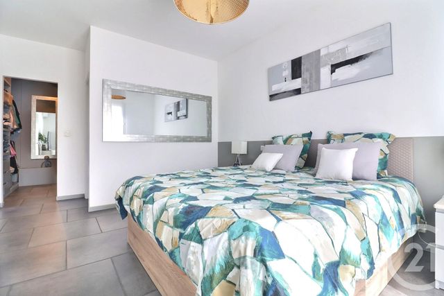 maison à vendre - 6 pièces - 201.54 m2 - FREJUS - 83 - PROVENCE-ALPES-COTE-D-AZUR - Century 21 Sud Habitat