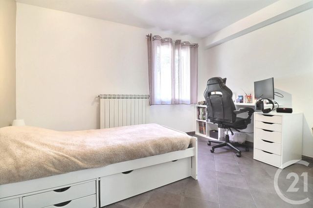 maison à vendre - 6 pièces - 201.54 m2 - FREJUS - 83 - PROVENCE-ALPES-COTE-D-AZUR - Century 21 Sud Habitat