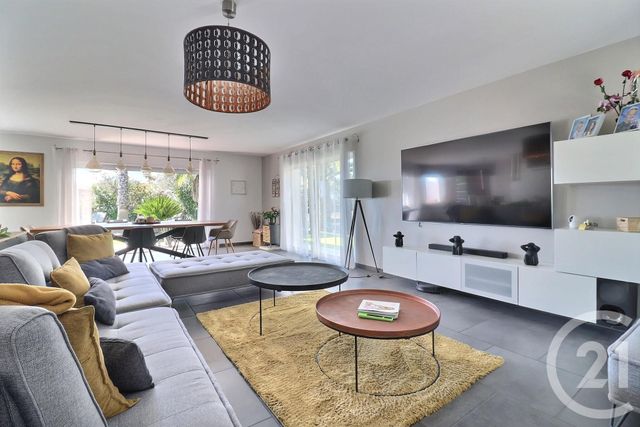 maison à vendre - 6 pièces - 201.54 m2 - FREJUS - 83 - PROVENCE-ALPES-COTE-D-AZUR - Century 21 Sud Habitat