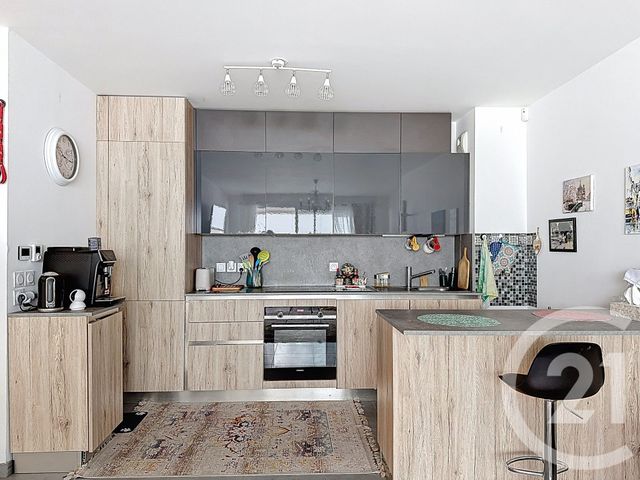 Appartement T3 à vendre - 3 pièces - 60.0 m2 - FREJUS - 83 - PROVENCE-ALPES-COTE-D-AZUR - Century 21 Sud Habitat