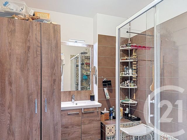 Appartement T3 à vendre - 3 pièces - 60.0 m2 - FREJUS - 83 - PROVENCE-ALPES-COTE-D-AZUR - Century 21 Sud Habitat