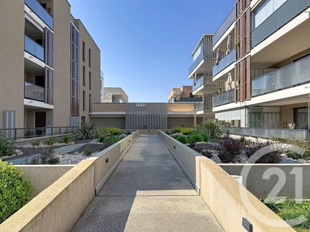 Appartement T3 à vendre - 3 pièces - 60.0 m2 - FREJUS - 83 - PROVENCE-ALPES-COTE-D-AZUR - Century 21 Sud Habitat