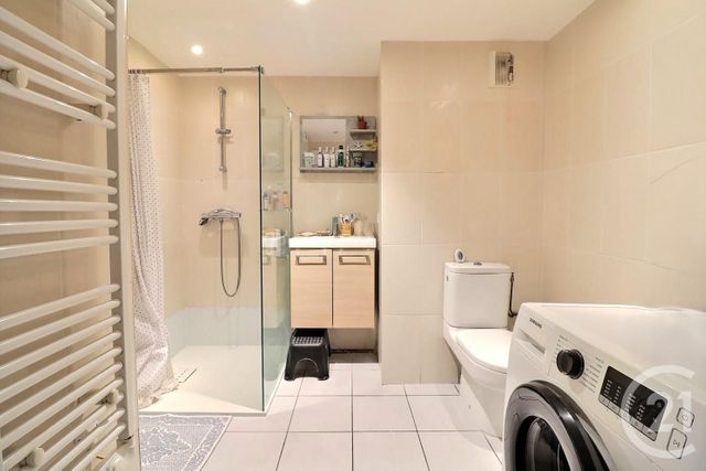 Appartement F3 à vendre - 3 pièces - 61.0 m2 - FREJUS - 83 - PROVENCE-ALPES-COTE-D-AZUR - Century 21 Sud Habitat