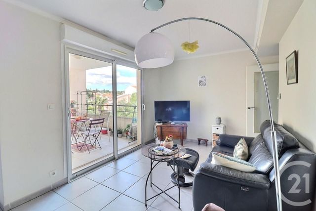 Appartement F3 à vendre - 3 pièces - 61.0 m2 - FREJUS - 83 - PROVENCE-ALPES-COTE-D-AZUR - Century 21 Sud Habitat