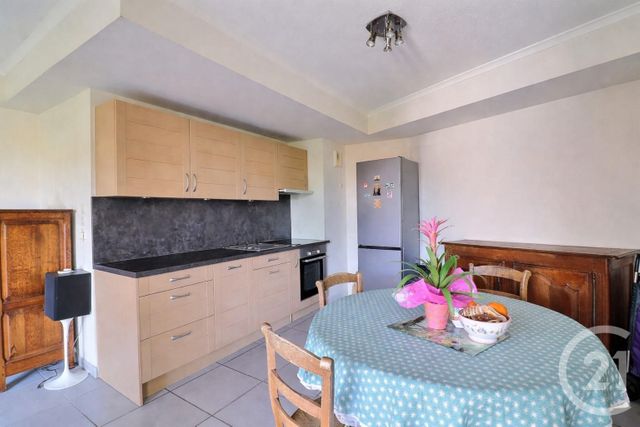 Appartement F3 à vendre - 3 pièces - 61.0 m2 - FREJUS - 83 - PROVENCE-ALPES-COTE-D-AZUR - Century 21 Sud Habitat