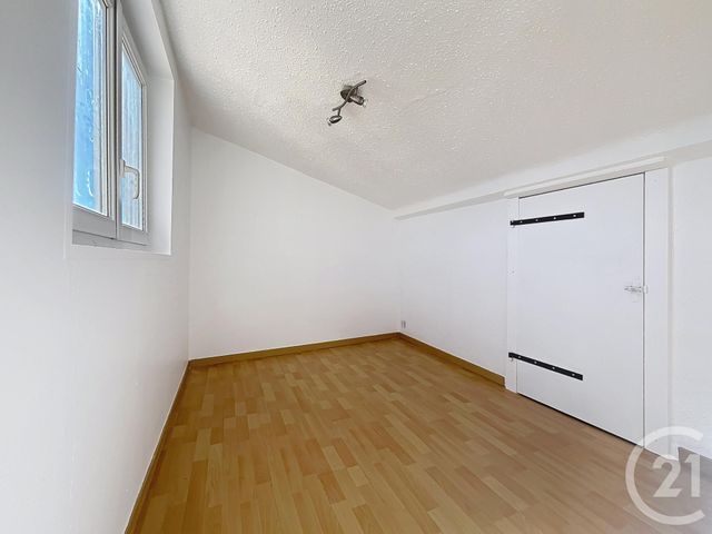 Appartement F2 à vendre - 2 pièces - 40.15 m2 - FREJUS - 83 - PROVENCE-ALPES-COTE-D-AZUR - Century 21 Sud Habitat