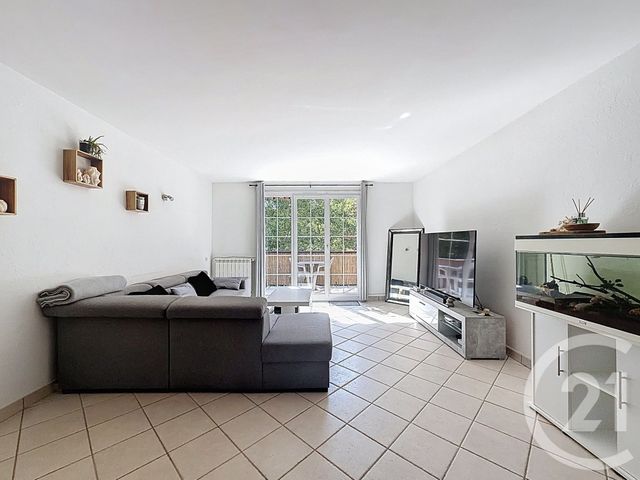 Appartement T2 à vendre - 2 pièces - 54.0 m2 - ST RAPHAEL - 83 - PROVENCE-ALPES-COTE-D-AZUR - Century 21 Sud Habitat
