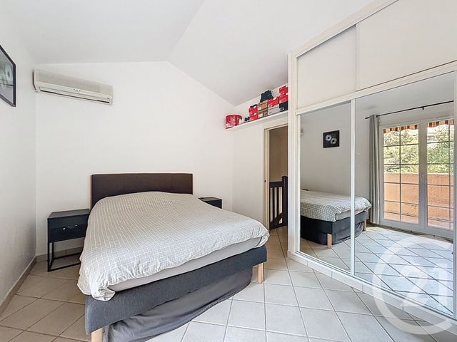 Appartement T2 à vendre - 2 pièces - 54.0 m2 - ST RAPHAEL - 83 - PROVENCE-ALPES-COTE-D-AZUR - Century 21 Sud Habitat