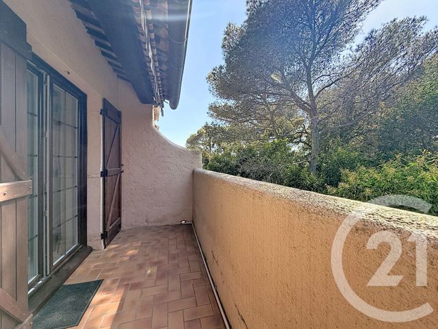 Appartement T2 à vendre - 2 pièces - 54.0 m2 - ST RAPHAEL - 83 - PROVENCE-ALPES-COTE-D-AZUR - Century 21 Sud Habitat