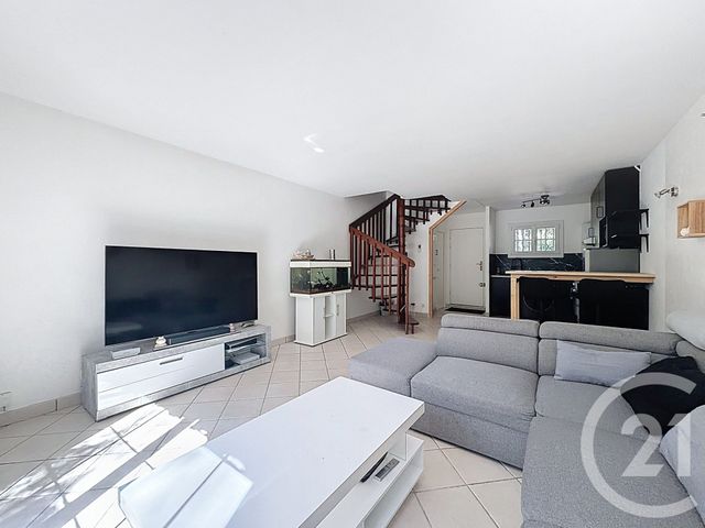 Appartement T2 à vendre - 2 pièces - 54.0 m2 - ST RAPHAEL - 83 - PROVENCE-ALPES-COTE-D-AZUR - Century 21 Sud Habitat