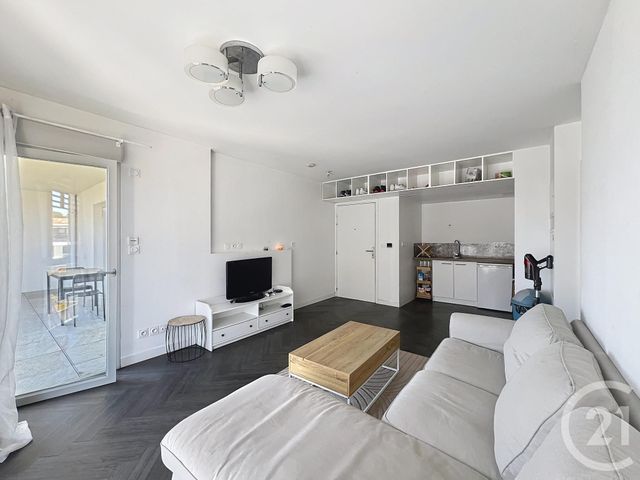 Appartement F2 à vendre - 2 pièces - 41.05 m2 - FREJUS - 83 - PROVENCE-ALPES-COTE-D-AZUR - Century 21 Sud Habitat