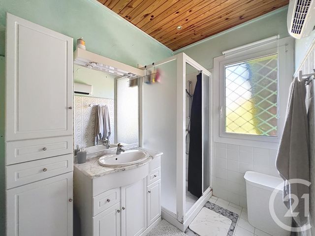 maison à vendre - 4 pièces - 176.02 m2 - PUGET SUR ARGENS - 83 - PROVENCE-ALPES-COTE-D-AZUR - Century 21 Sud Habitat