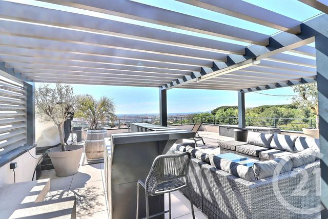 Appartement T4 à vendre - 4 pièces - 103.01 m2 - FREJUS - 83 - PROVENCE-ALPES-COTE-D-AZUR - Century 21 Sud Habitat