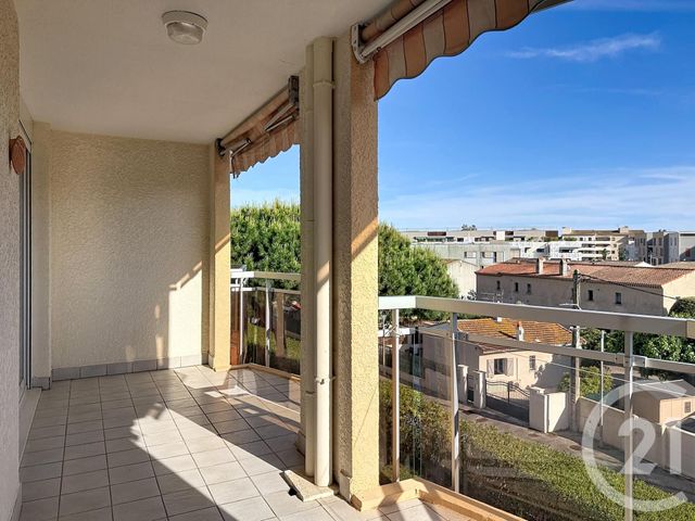 Appartement F2 à vendre - 2 pièces - 42.33 m2 - FREJUS - 83 - PROVENCE-ALPES-COTE-D-AZUR - Century 21 Sud Habitat