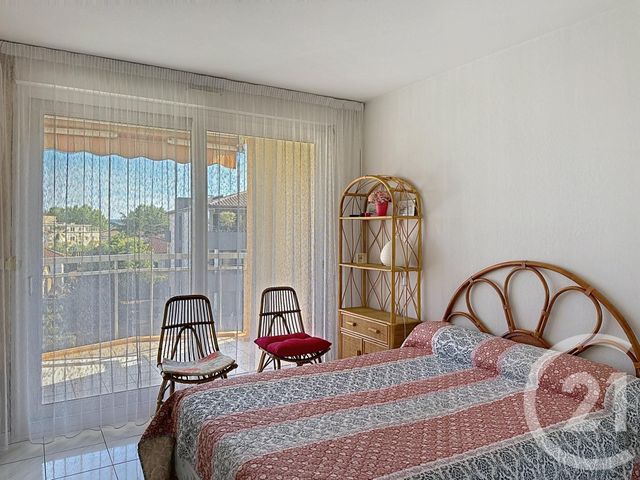 Appartement F2 à vendre - 2 pièces - 42.33 m2 - FREJUS - 83 - PROVENCE-ALPES-COTE-D-AZUR - Century 21 Sud Habitat