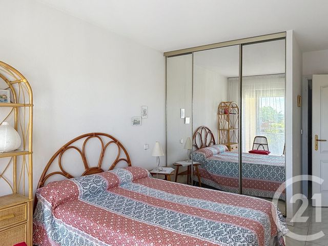 Appartement F2 à vendre - 2 pièces - 42.33 m2 - FREJUS - 83 - PROVENCE-ALPES-COTE-D-AZUR - Century 21 Sud Habitat