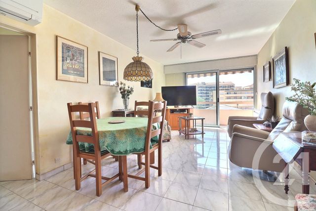Appartement F3 à vendre - 3 pièces - 64.5 m2 - FREJUS - 83 - PROVENCE-ALPES-COTE-D-AZUR - Century 21 Sud Habitat