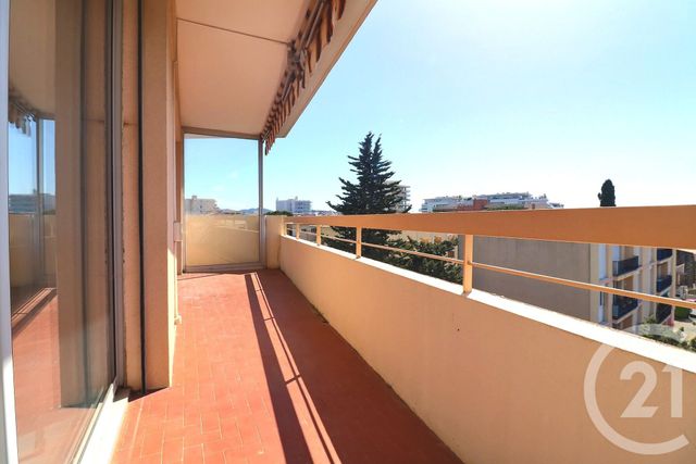 Appartement F3 à vendre - 3 pièces - 64.5 m2 - FREJUS - 83 - PROVENCE-ALPES-COTE-D-AZUR - Century 21 Sud Habitat