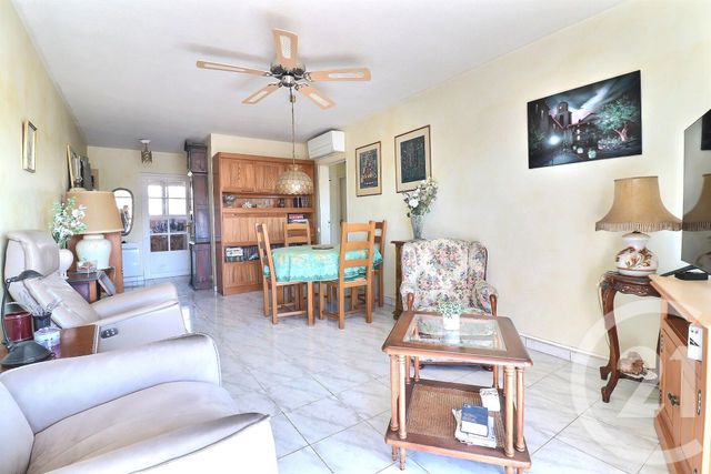 Appartement F3 à vendre - 3 pièces - 64.5 m2 - FREJUS - 83 - PROVENCE-ALPES-COTE-D-AZUR - Century 21 Sud Habitat