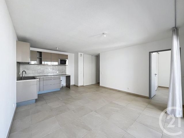 Appartement F2 à vendre - 2 pièces - 49.24 m2 - FREJUS - 83 - PROVENCE-ALPES-COTE-D-AZUR - Century 21 Sud Habitat