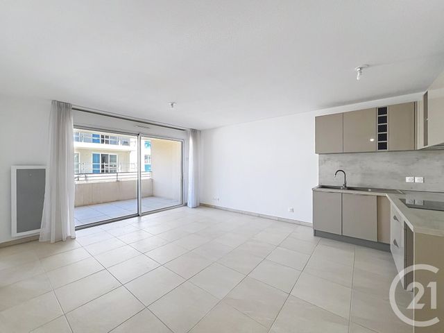Appartement F2 à vendre - 2 pièces - 49.24 m2 - FREJUS - 83 - PROVENCE-ALPES-COTE-D-AZUR - Century 21 Sud Habitat