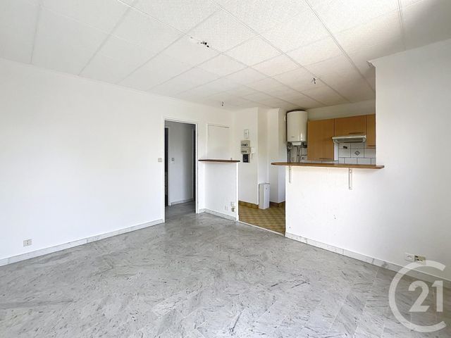 Appartement à vendre - 2 pièces - 40.01 m2 - FREJUS - 83 - PROVENCE-ALPES-COTE-D-AZUR - Century 21 Sud Habitat