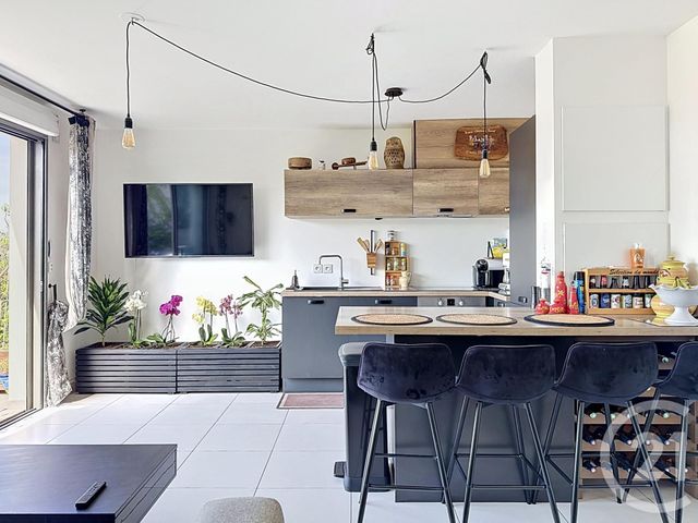 Appartement F2 à vendre - 2 pièces - 47.15 m2 - FREJUS - 83 - PROVENCE-ALPES-COTE-D-AZUR - Century 21 Sud Habitat