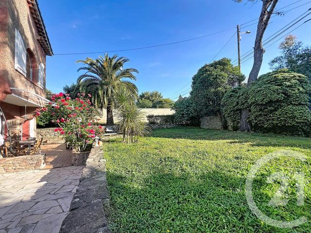 maison à vendre - 5 pièces - 113.04 m2 - ST RAPHAEL - 83 - PROVENCE-ALPES-COTE-D-AZUR - Century 21 Sud Habitat