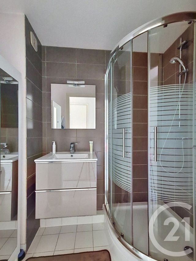 Appartement F1 bis à vendre - 2 pièces - 26.49 m2 - FREJUS - 83 - PROVENCE-ALPES-COTE-D-AZUR - Century 21 Sud Habitat