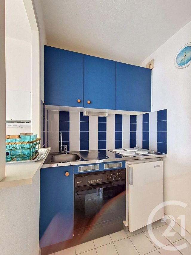 Appartement F1 bis à vendre - 2 pièces - 26.49 m2 - FREJUS - 83 - PROVENCE-ALPES-COTE-D-AZUR - Century 21 Sud Habitat