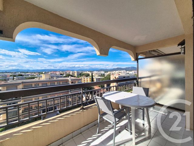 Appartement F1 bis à vendre - 2 pièces - 26.49 m2 - FREJUS - 83 - PROVENCE-ALPES-COTE-D-AZUR - Century 21 Sud Habitat
