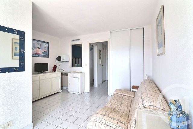 Appartement F1 bis à vendre - 2 pièces - 26.49 m2 - FREJUS - 83 - PROVENCE-ALPES-COTE-D-AZUR - Century 21 Sud Habitat
