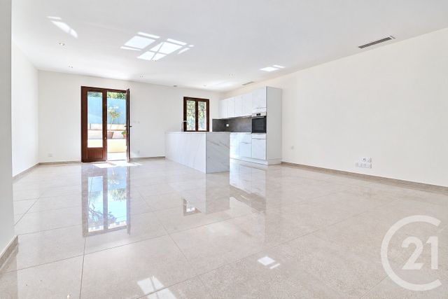 maison à vendre - 4 pièces - 92.37 m2 - FREJUS - 83 - PROVENCE-ALPES-COTE-D-AZUR - Century 21 Sud Habitat