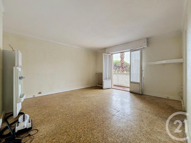 Appartement Studio à vendre - 1 pièce - 28.3 m2 - FREJUS - 83 - PROVENCE-ALPES-COTE-D-AZUR - Century 21 Sud Habitat